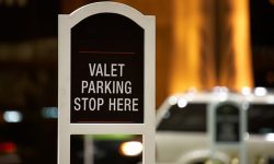 how-much-to-tip-valet-1-1